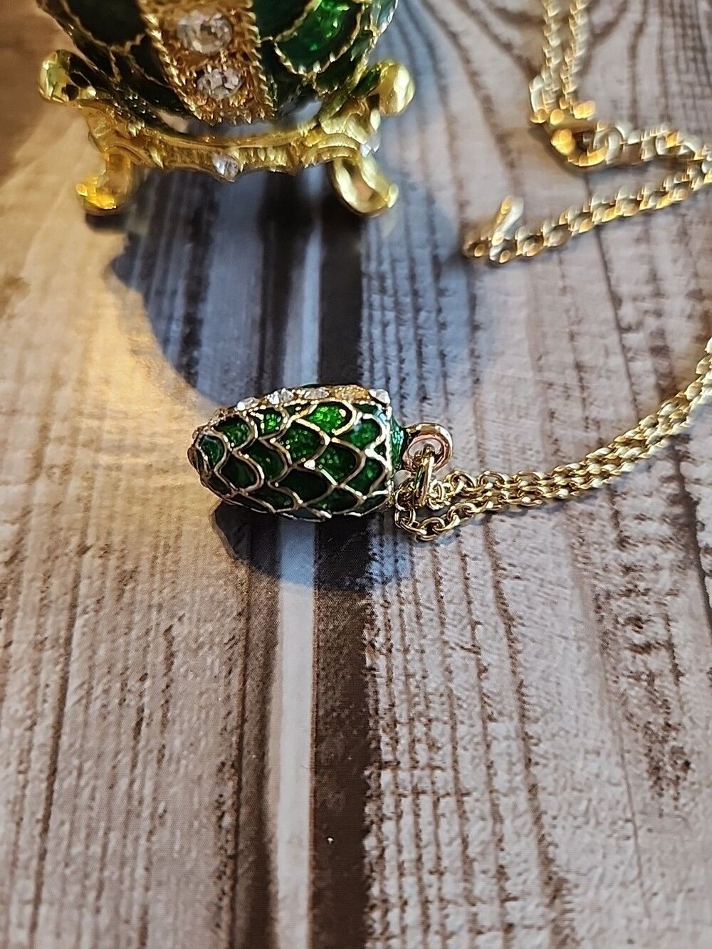 Stauer Egg Emerald Lace Enameled Trinket Box With Matching Necklace - Picture 5 of 5